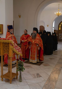 День памяти мученика Лонгина Сотника, иже при Кресте Господни, в монастыре